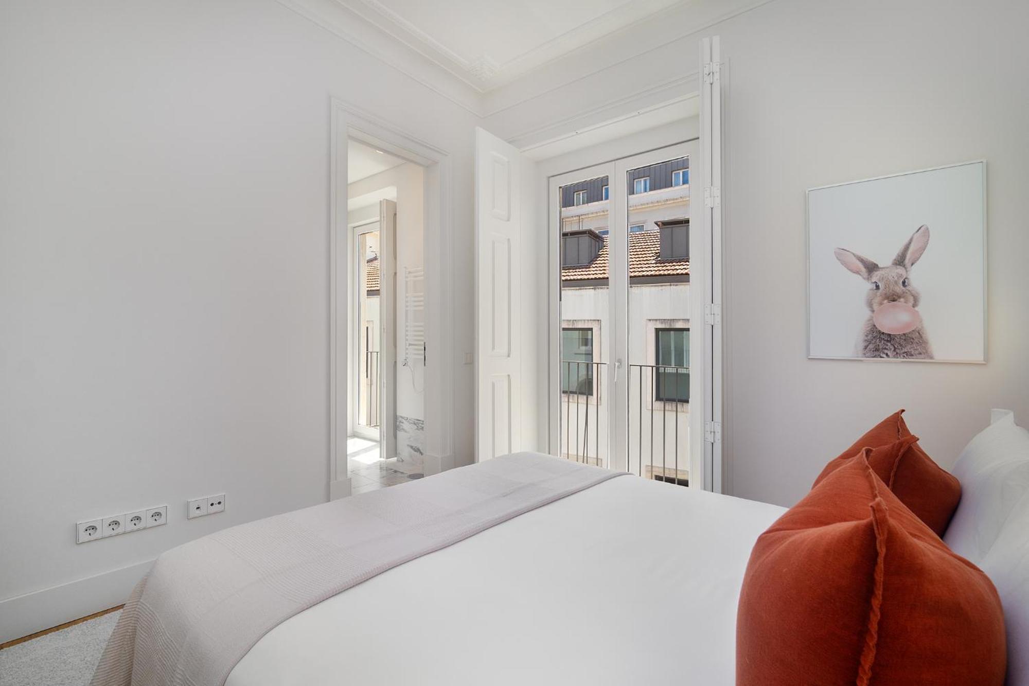 Whome Timeless Design Meets Convenience Lisbon