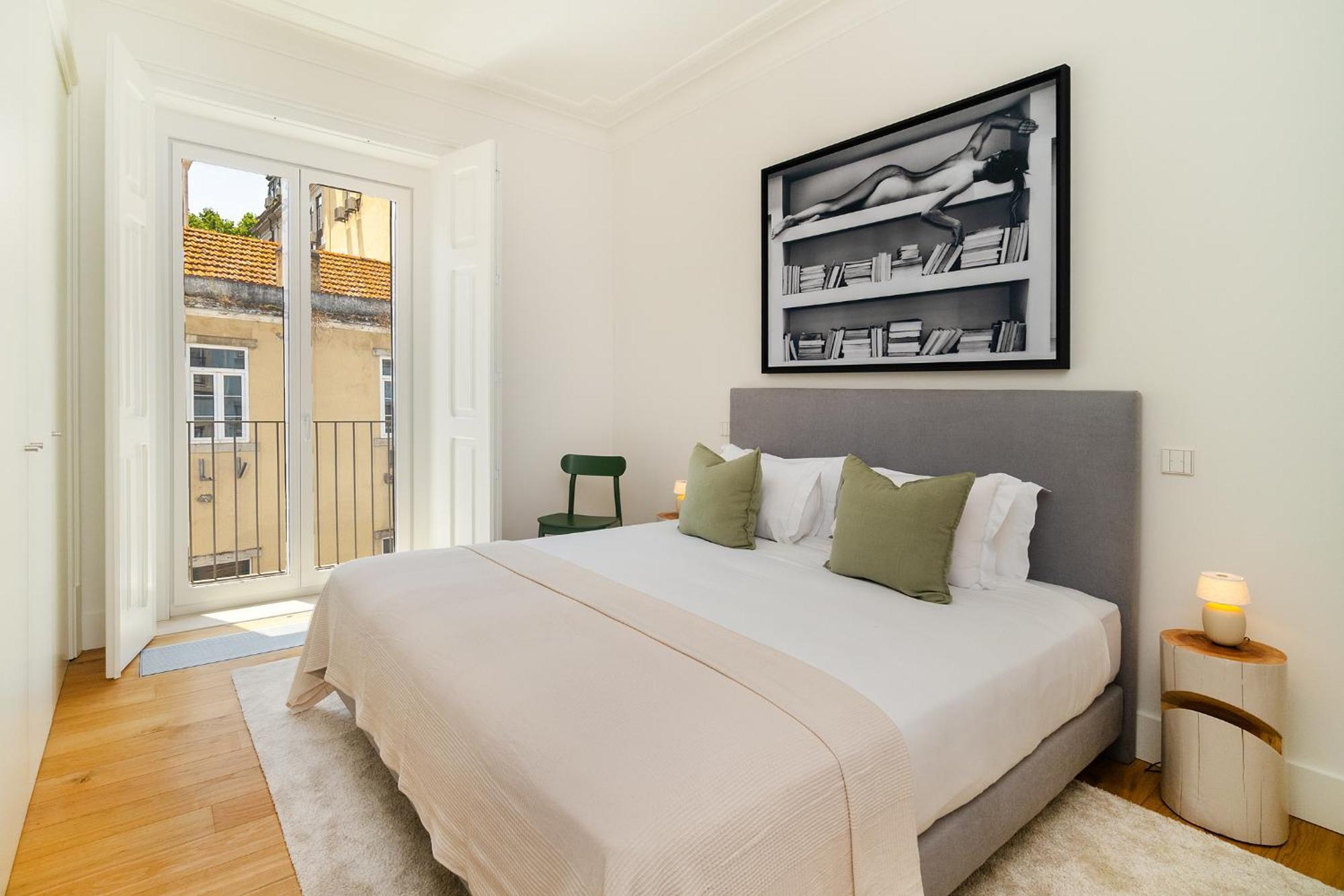 Apartment Whome Timeless Design Meets Convenience Lisbon